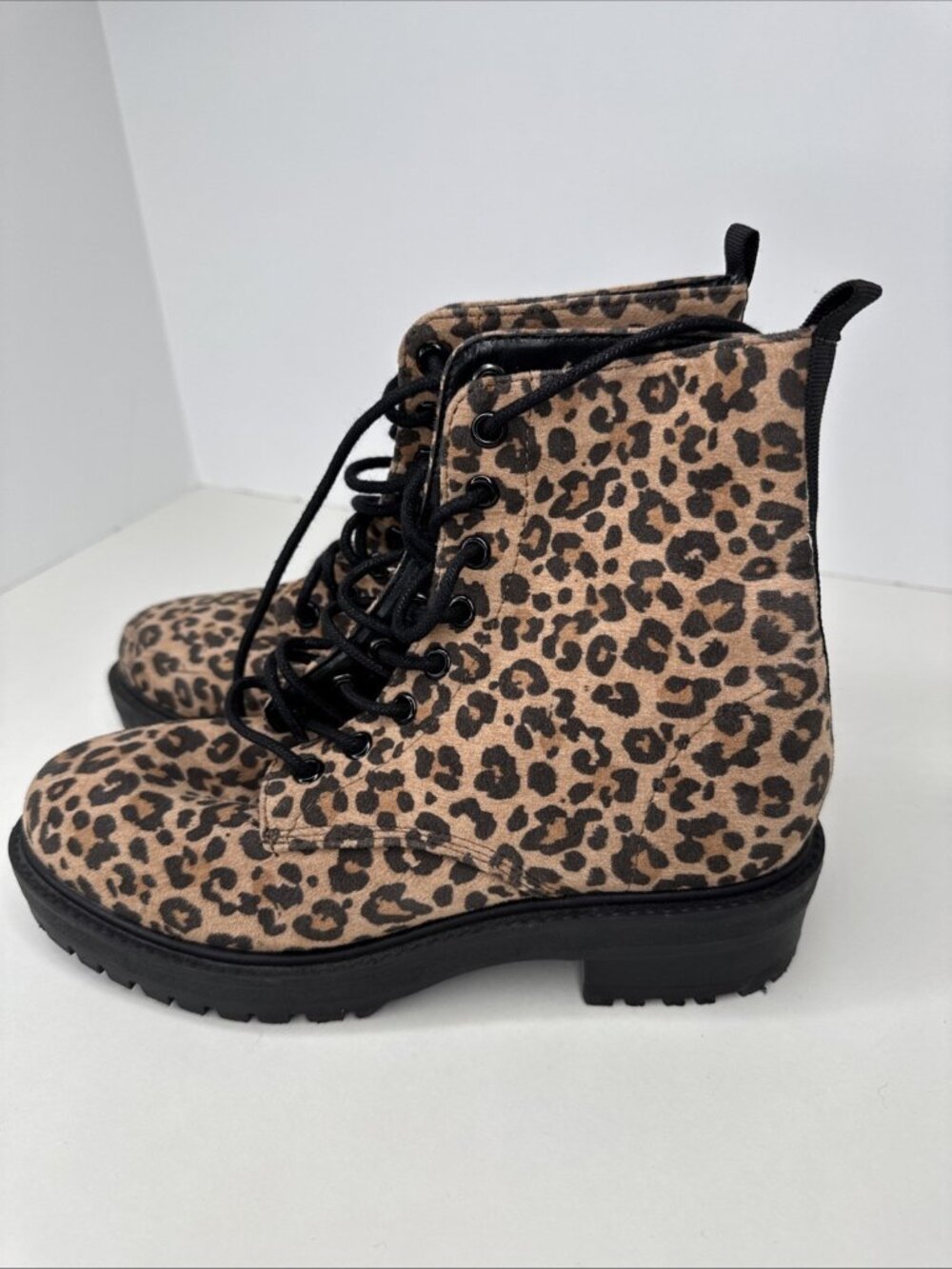 Forever 21 Women's US 7 Leopard Print Combat Boots Grunge
